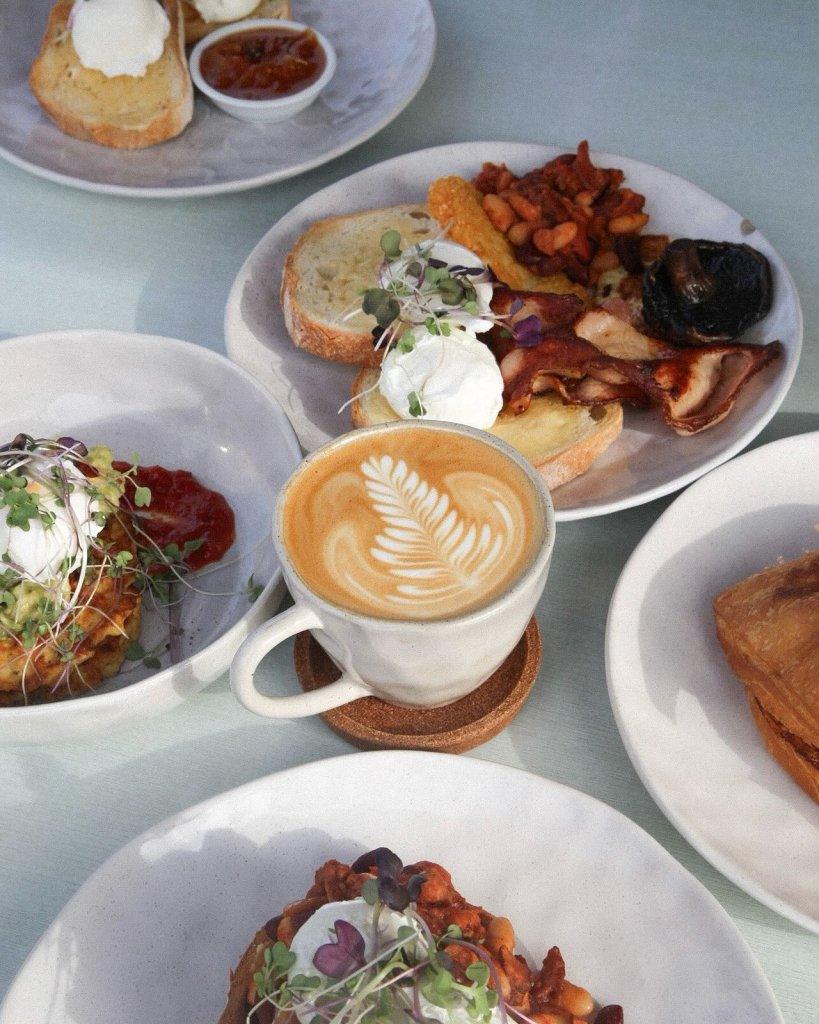 Manna Breakfast Brunch plates with coffee
