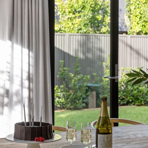 VALE 194 birthdays Luxury Accommodation McLaren Vale