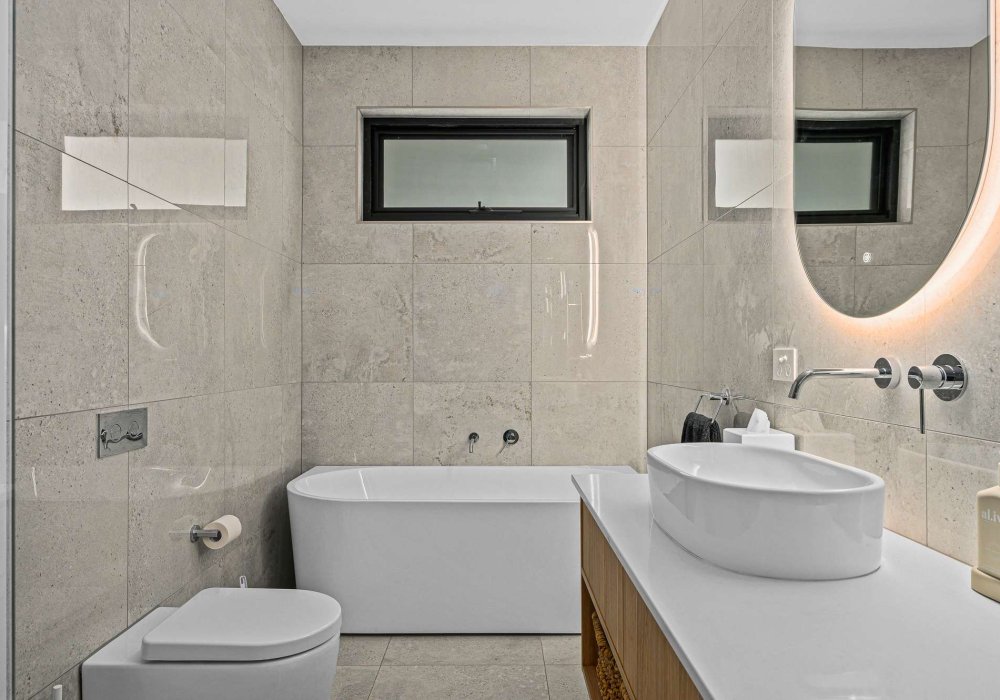 Vale 194 Luxury Accommodation McLaren Vale Bath