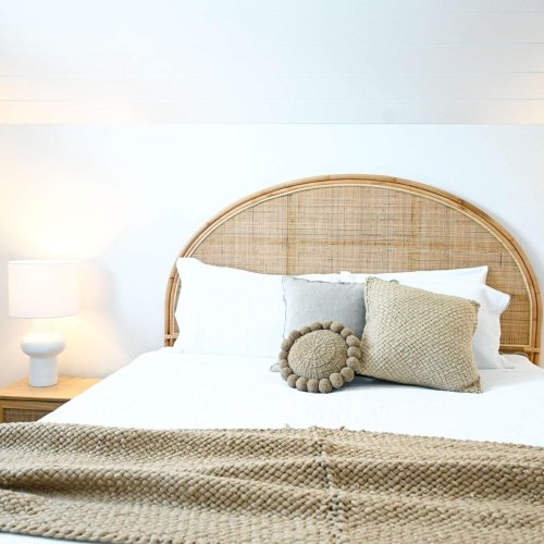 Vale 194 Luxury Accommodation McLaren Vale upstairs bed winter